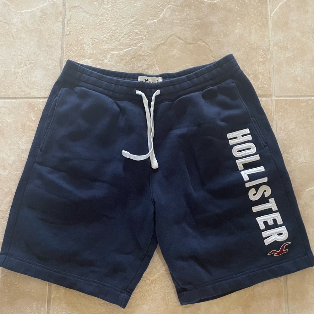 Xl Hollister shorts in great condition